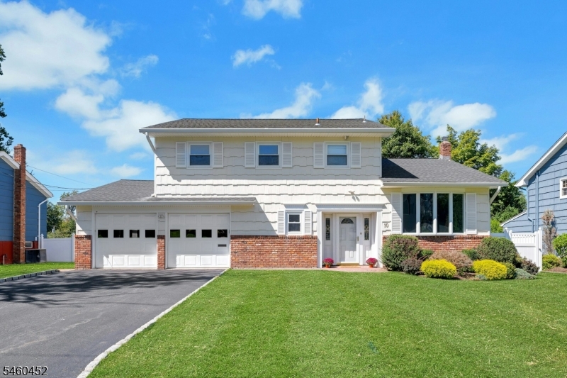 10 Klimback Court West Caldwell NJ 07006