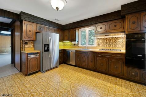 10 Klimback Court West Caldwell NJ 07006