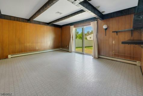 10 Klimback Court West Caldwell NJ 07006