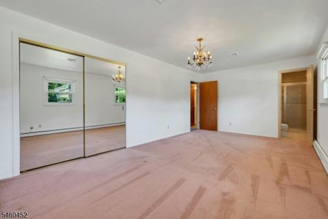 10 Klimback Court West Caldwell NJ 07006