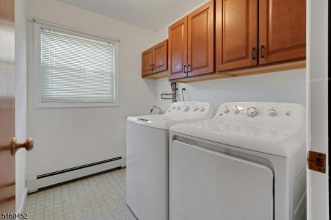10 Klimback Court West Caldwell NJ 07006