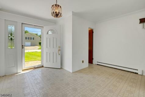 10 Klimback Court West Caldwell NJ 07006