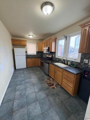5 Hamilton Avenue Kearny NJ 07032
