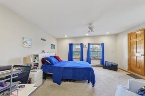 933 Mccandless Place Linden NJ 07036
