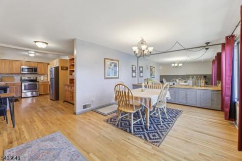 933 Mccandless Place Linden NJ 07036