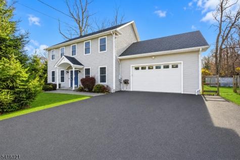 34 Tobyhanna Trail Hopatcong NJ 07843