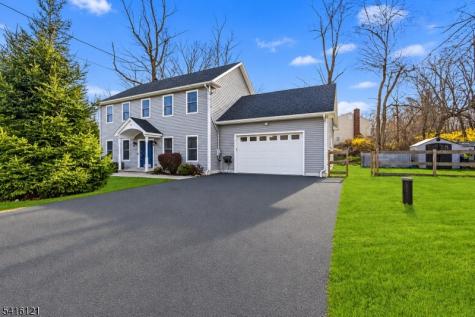 34 Tobyhanna Trail Hopatcong NJ 07843