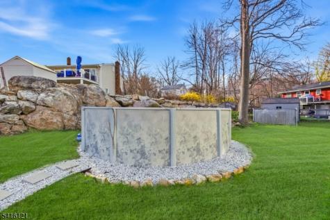 34 Tobyhanna Trail Hopatcong NJ 07843