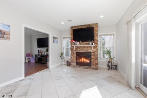 34 Tobyhanna Trail Hopatcong NJ 07843