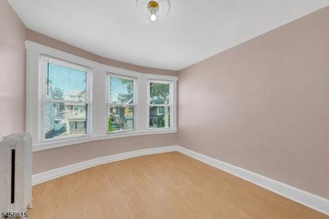 98 N 22nd Street East Orange NJ 07017