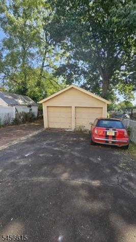 98 N 22nd Street East Orange NJ 07017