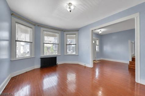 98 N 22nd Street East Orange NJ 07017