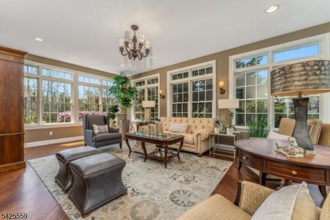 4 Wisteria Court Raritan NJ 08822