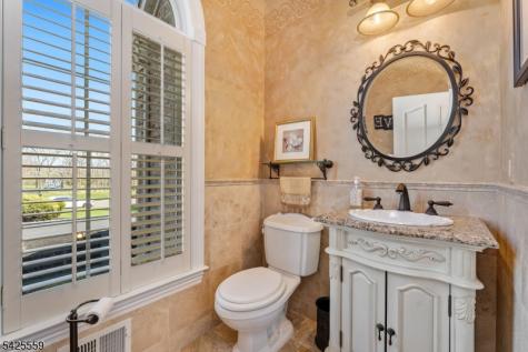 4 Wisteria Court Raritan NJ 08822