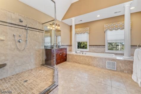 4 Wisteria Court Raritan NJ 08822