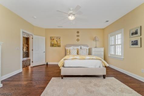 4 Wisteria Court Raritan NJ 08822