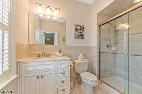 4 Wisteria Court Raritan NJ 08822