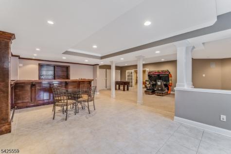4 Wisteria Court Raritan NJ 08822