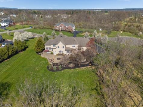 4 Wisteria Court Raritan NJ 08822
