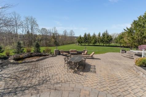 4 Wisteria Court Raritan NJ 08822