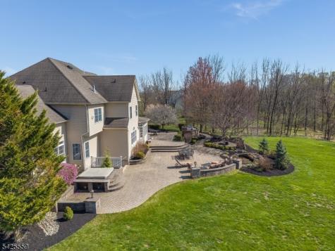 4 Wisteria Court Raritan NJ 08822