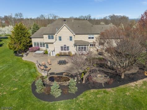 4 Wisteria Court Raritan NJ 08822