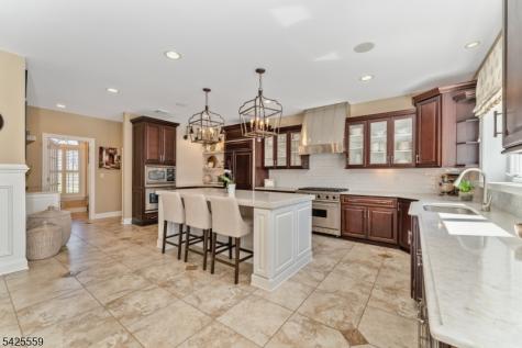 4 Wisteria Court Raritan NJ 08822