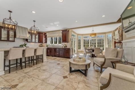 4 Wisteria Court Raritan NJ 08822