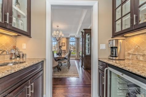 4 Wisteria Court Raritan NJ 08822