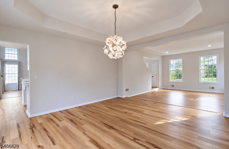 9 Schindler Way Livingston NJ 07039