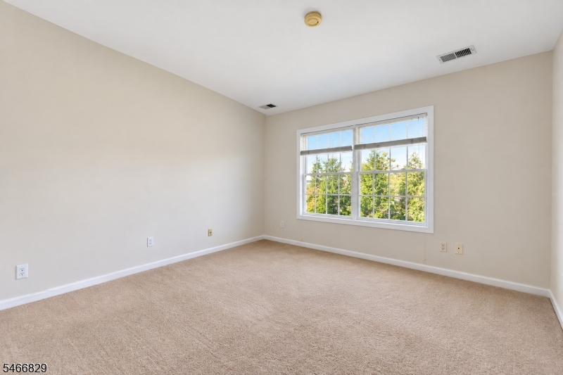 9 Schindler Way Livingston NJ 07039