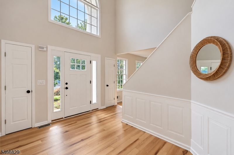 9 Schindler Way Livingston NJ 07039