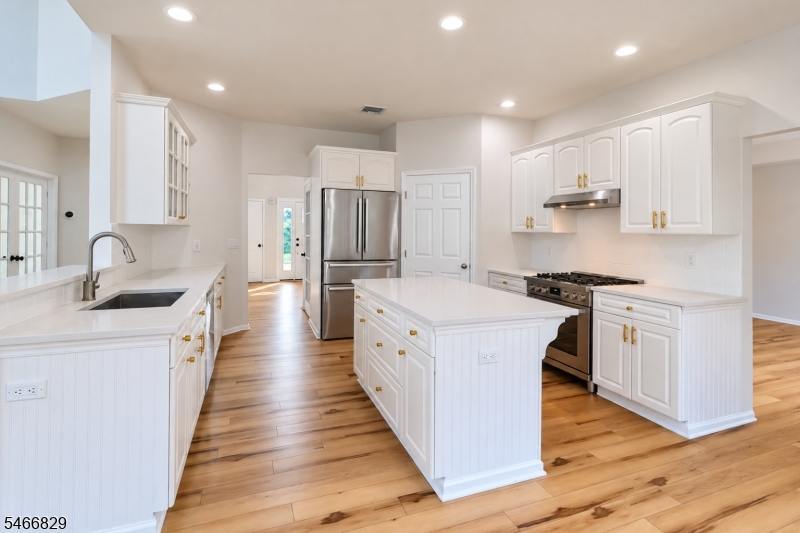 9 Schindler Way Livingston NJ 07039