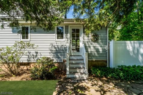 88 Woodlawn Avenue Bridgewater NJ 08807