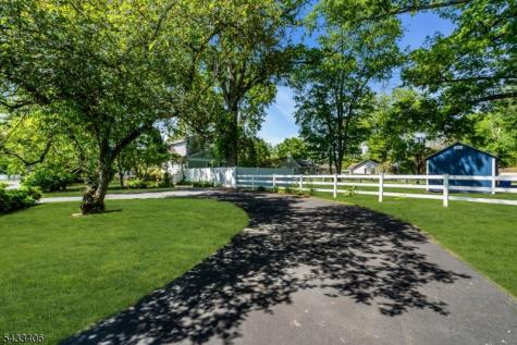 88 Woodlawn Avenue Bridgewater NJ 08807