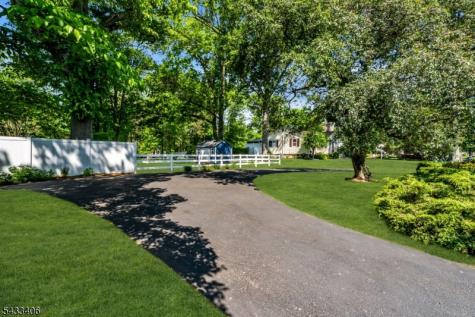 88 Woodlawn Avenue Bridgewater NJ 08807