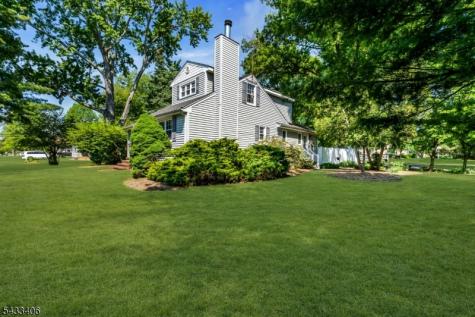 88 Woodlawn Avenue Bridgewater NJ 08807