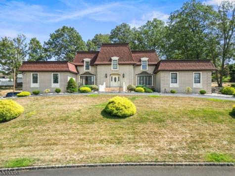 28 Battle Ridge Trail Totowa NJ 07512