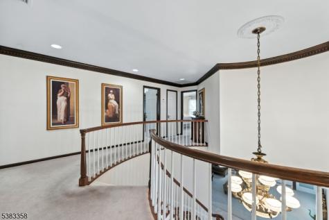 28 Battle Ridge Trail Totowa NJ 07512