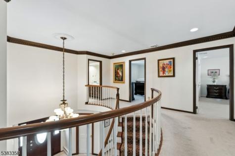 28 Battle Ridge Trail Totowa NJ 07512
