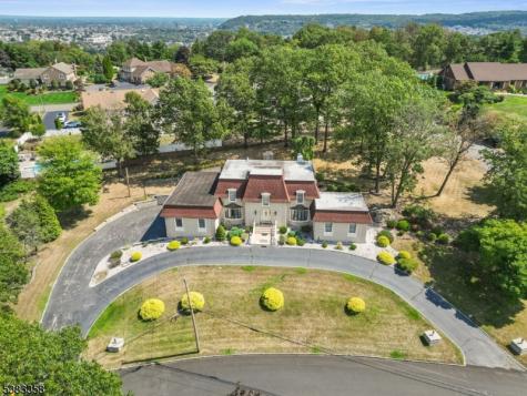 28 Battle Ridge Trail Totowa NJ 07512