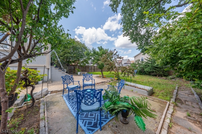 4 Jeanette Street Carteret NJ 07008