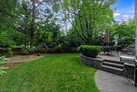 14 Kenneth Road Montclair NJ 07043