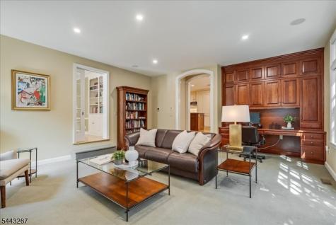 14 Kenneth Road Montclair NJ 07043