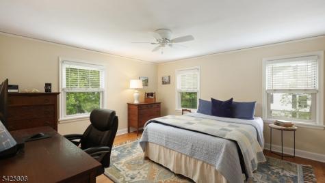 9 Hawthorne Street Cranford NJ 07016