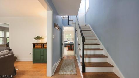 9 Hawthorne Street Cranford NJ 07016