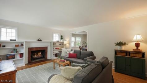 9 Hawthorne Street Cranford NJ 07016