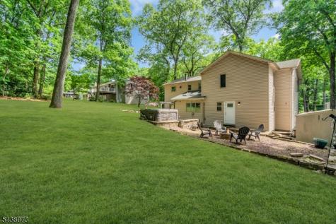 3 Kadel Drive Mount Arlington NJ 07856