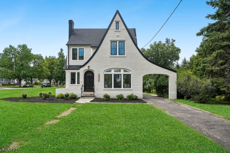 332 Meadowbrook Avenue Ridgewood Village NJ 07450