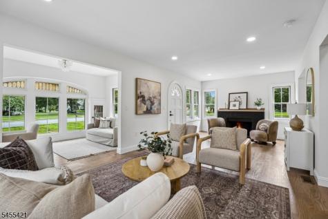 332 Meadowbrook Avenue Ridgewood Village NJ 07450